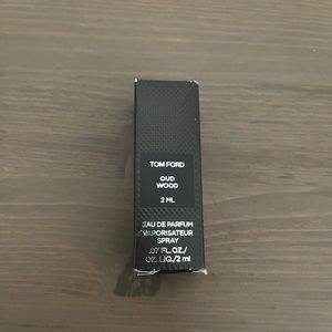 Tom Ford Oud wood 🩶 sample